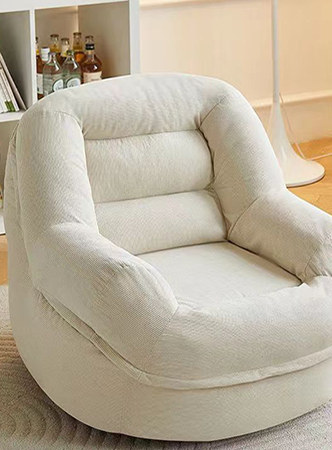 懒人沙发与石雕工艺品